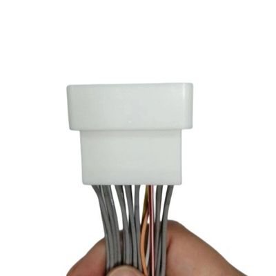 OEM Elektronische Leitung 1 bis 2 Verlängerung OBD-Kabel Einfach zu stecken Automobilverlängerung Eins Split Zwei OBD-Streifen