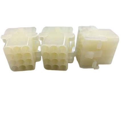 12-Pin-Gebrauchs-Drahtgurt Weiblicher IP68 Wasserdichtes Automobil-Drahtgurt